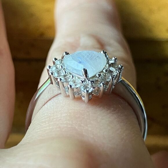 Natural Rainbow Moonstone Sterling Silver Heart Ring Size 8.75 - Picture 2 of 10